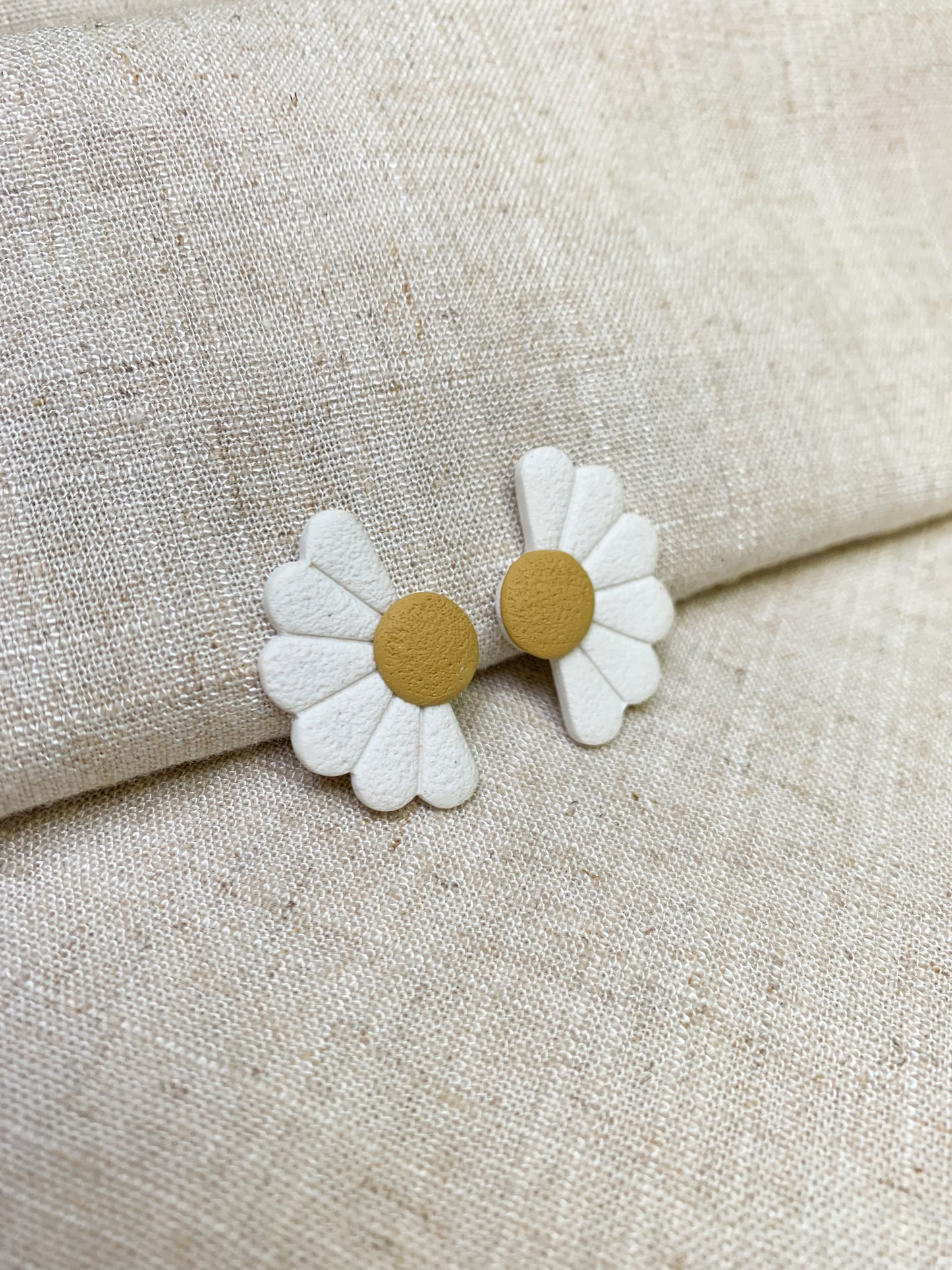 Half Daisy Stud Earrings