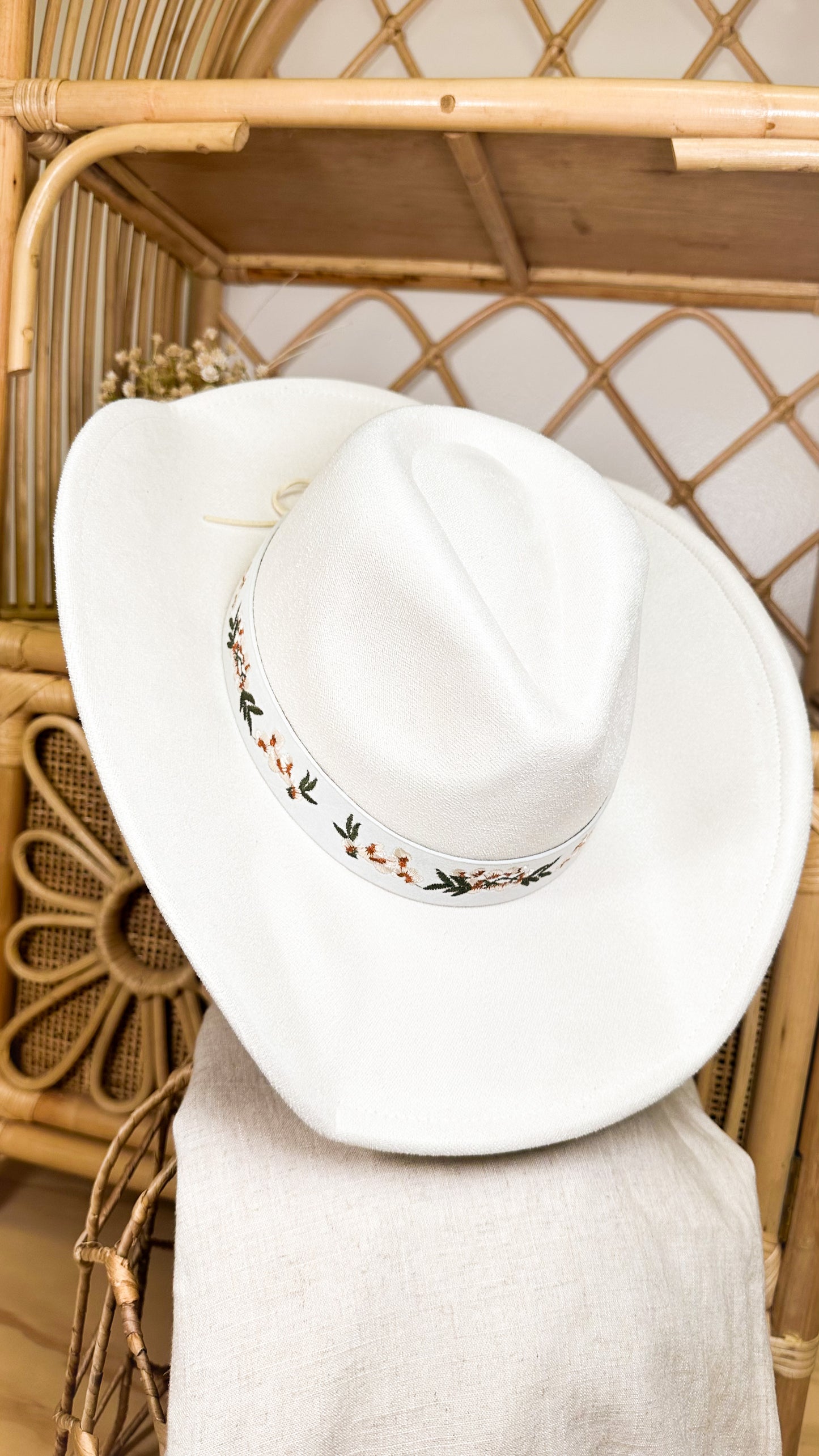 Flower Strap Hat