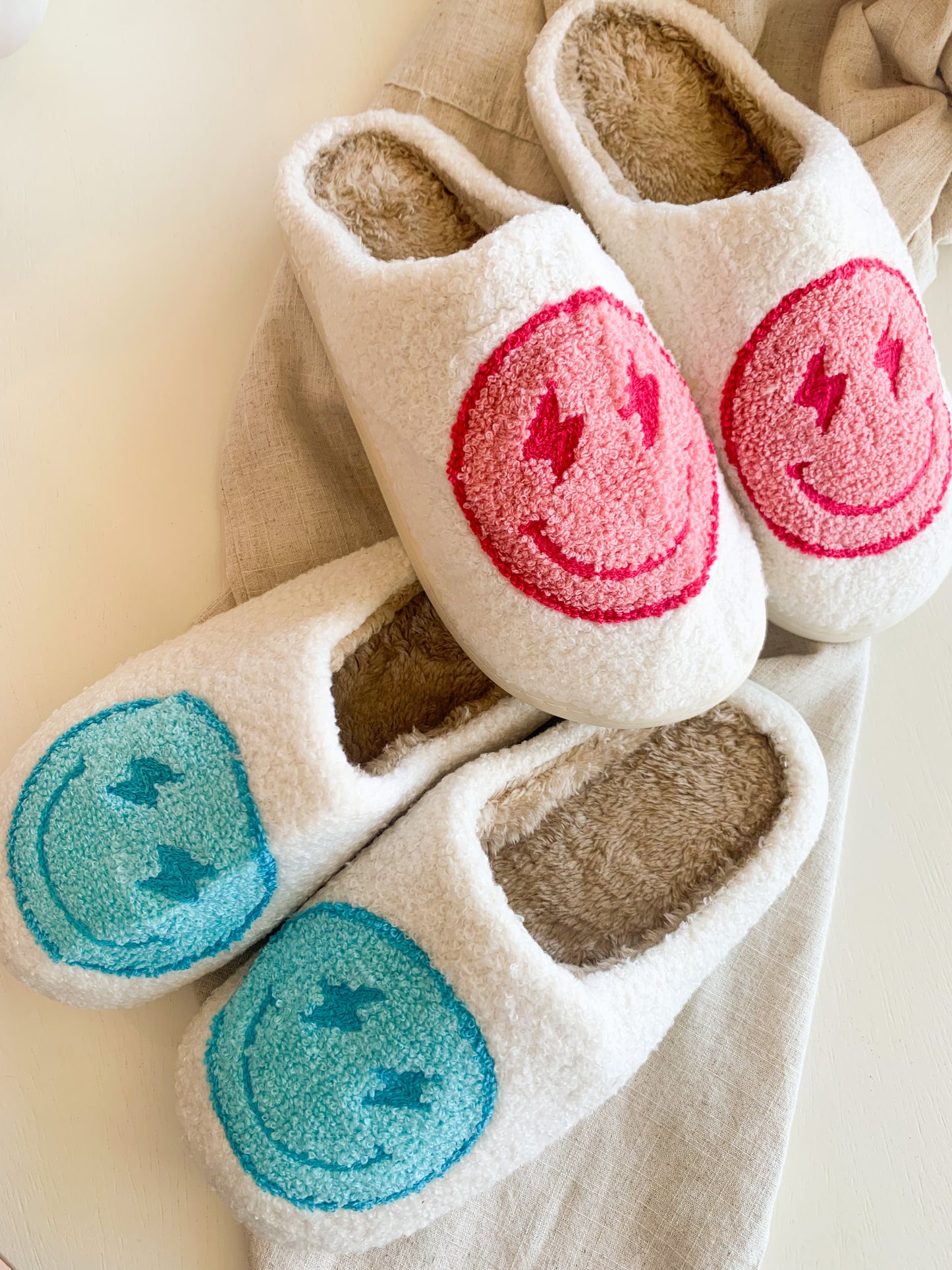 Lightning Happy Slippers